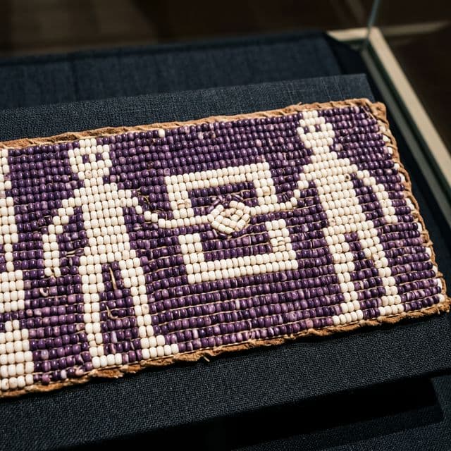 Wampum belt showing friendship treaty